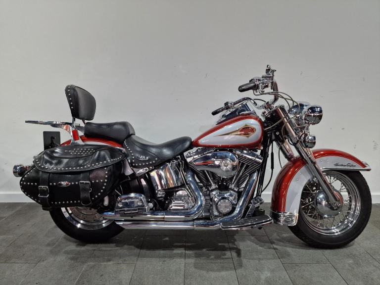 2000 Harley-Davidson Heritage Softail FLSTC 1450cc  Leather Panniers, Spotlights