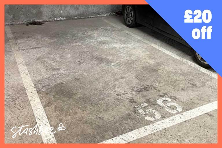 Garage to rent in London (SW18) | Stashbee