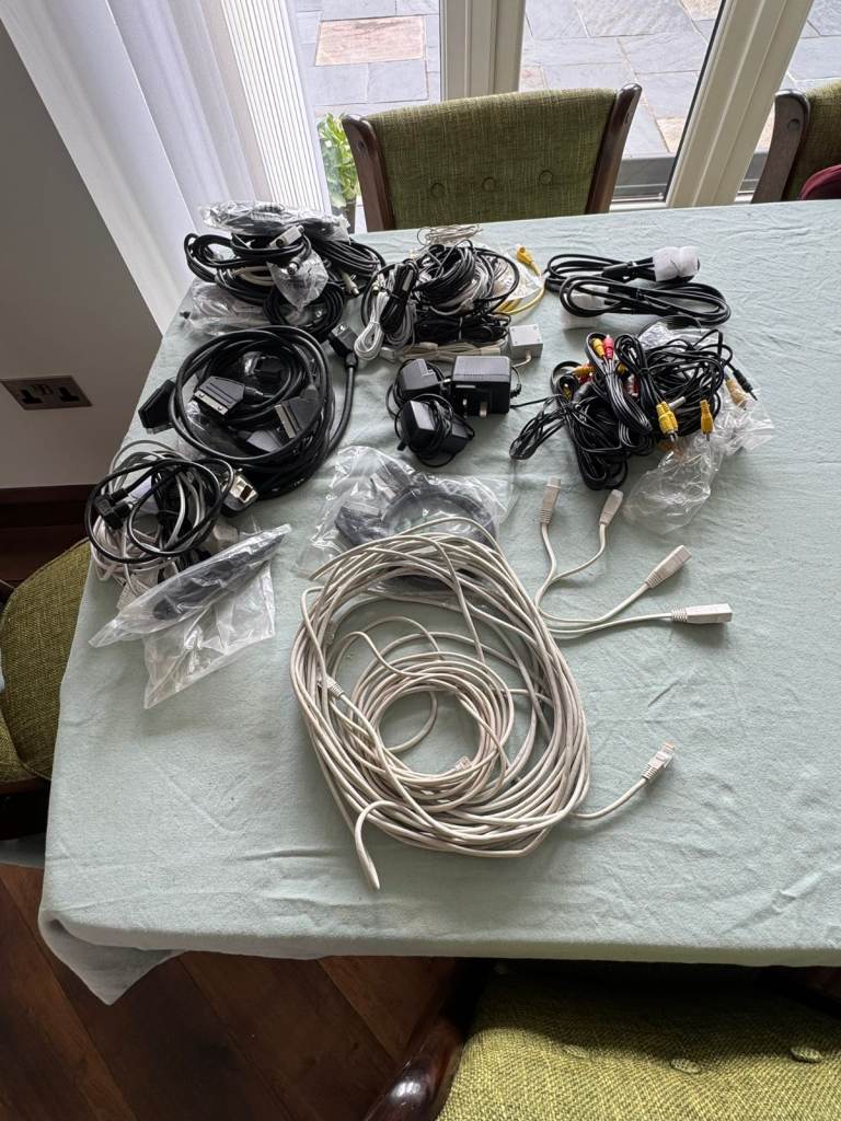 Cables assortment job lot !!!!!!