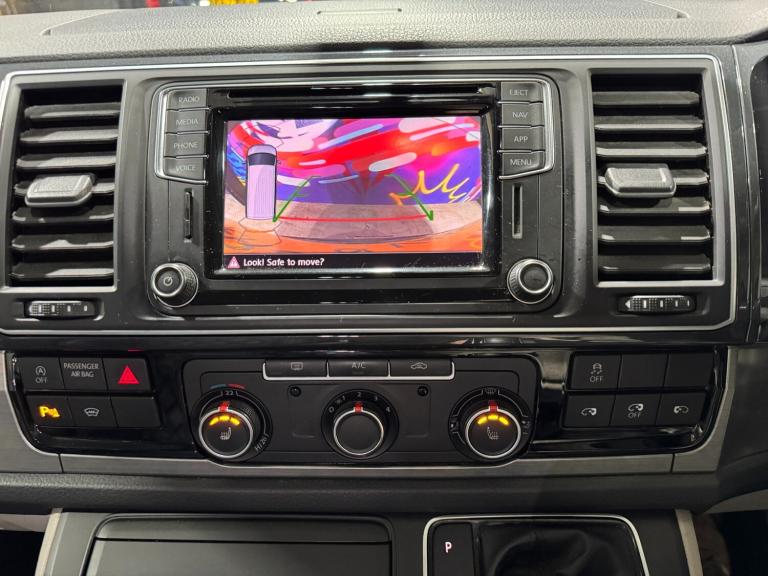 2018 Volkswagen Transporter 2.0 BiTDI BMT 204 Highline Kombi Van 4MOTION DSG Crew Van Diesel Auto...