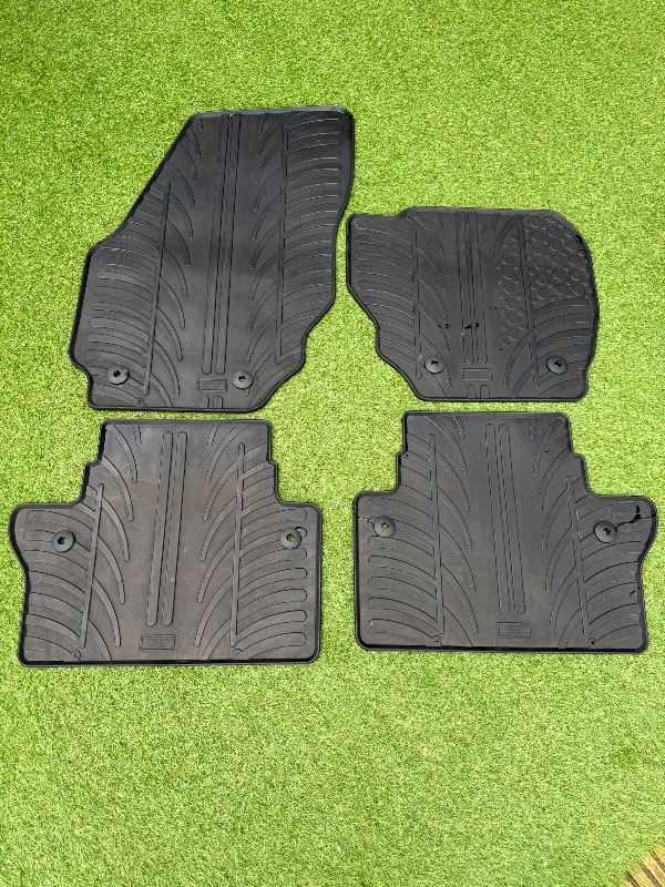 Volvo Xc70 Mats