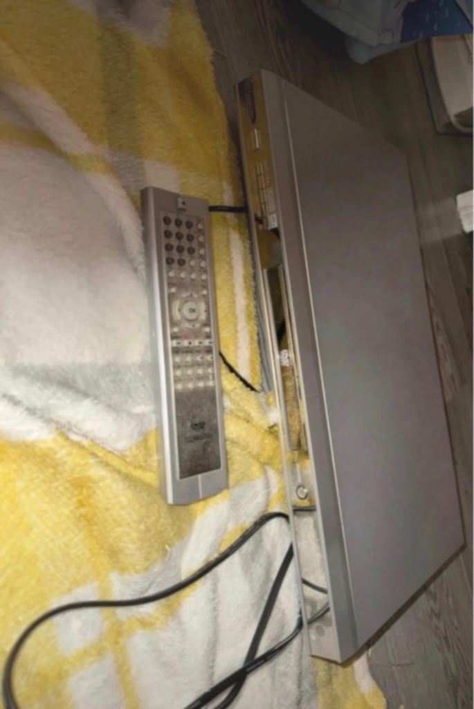 DVD player 