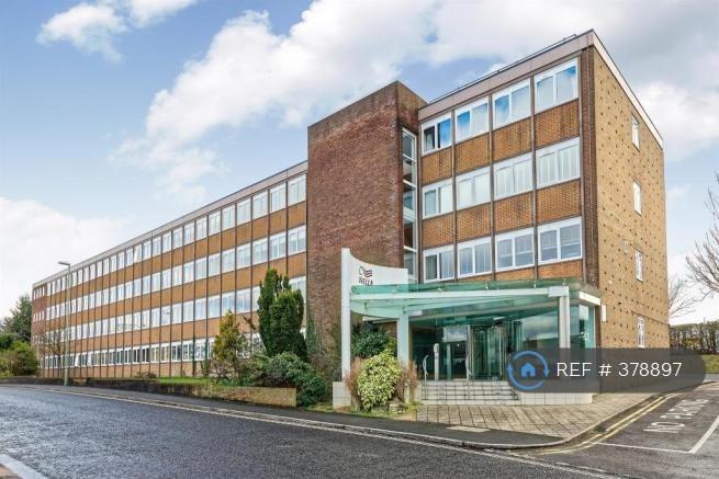 1 bedroom flat in Wella Road, Basingstoke, RG22 (1 bed) (#378897)