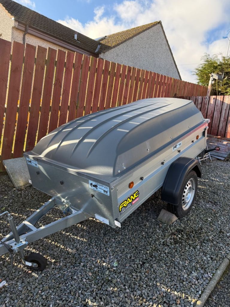 Trigano/Franc 6 x 4 trailer tipper