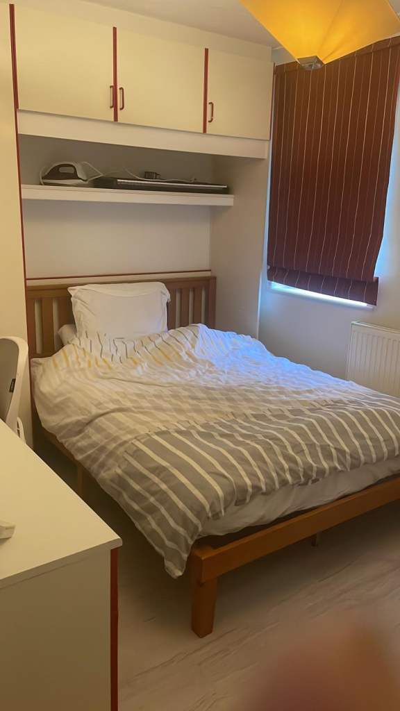Spacious and Cosy Double Rooms for Rent in - UB10 8LW