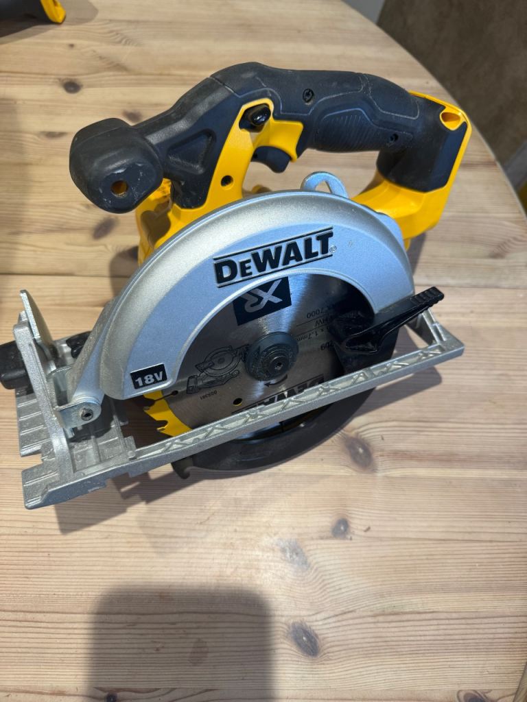 Dewalt XR Saw
