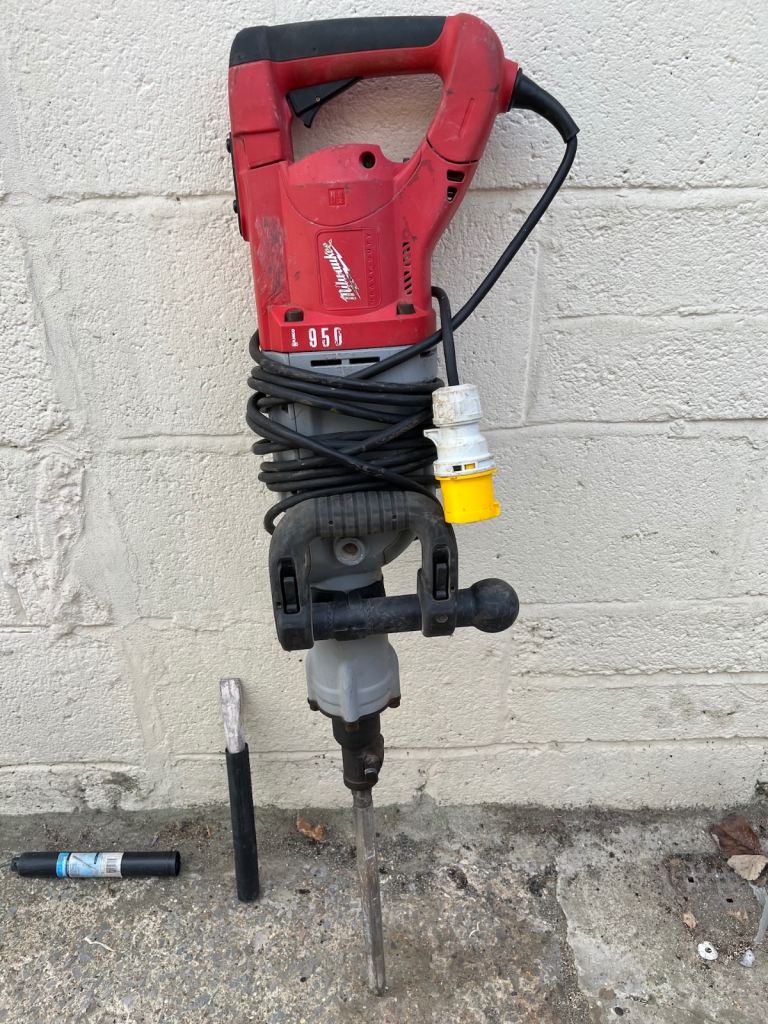 Milwaukee L950 Breaker 110V (Heavy Duty) with Hammer Speed Control + two chisels