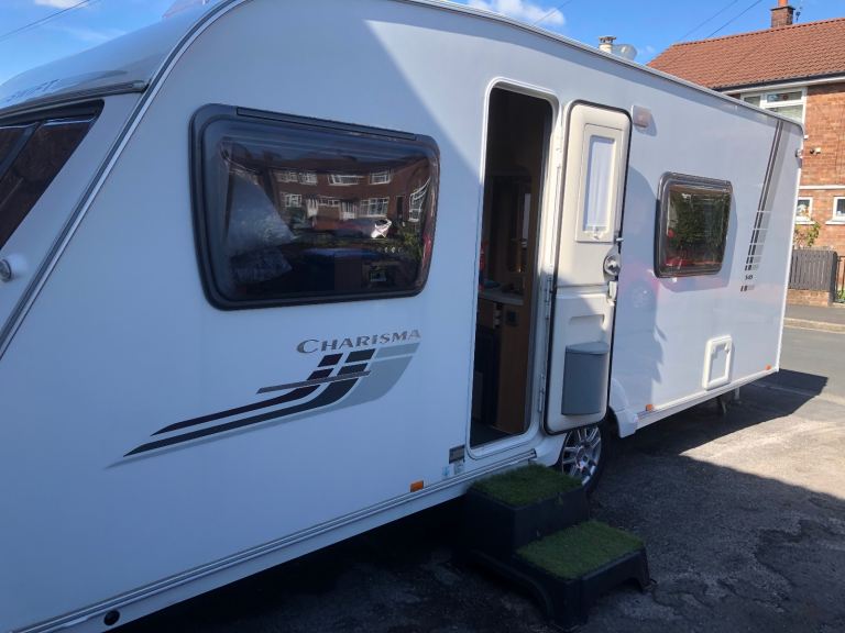 Swift charisma 545 4 berth family caravan /motor mover(sought after layout)
