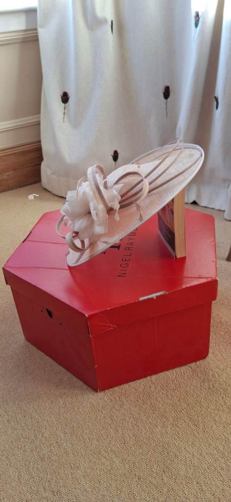 Nigel Rayment Hatinator / Fascinator