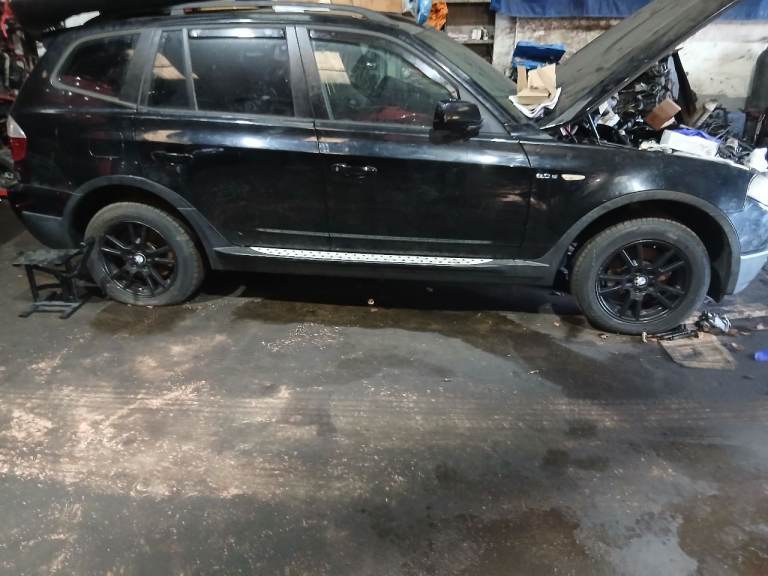 Bmw x3 2005 black breaking 