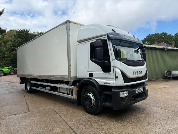 Iveco 180-250 Eurocargo 28ft Box Body, Underslung Tail Lift 