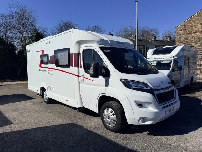 Elddis Autoquest 155 4 Berth, 4 belts, French Bed