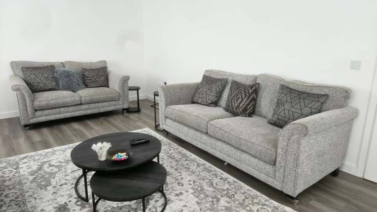 Fenwick sofa & dining set 