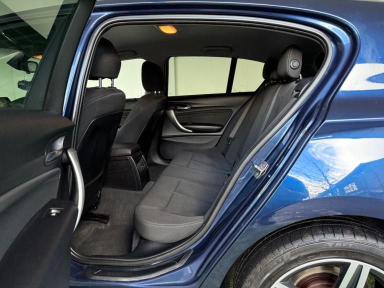 2015 BMW 1 Series 1.6 118i Sport Euro 6 (s/s) 5dr HATCHBACK Petrol Manual