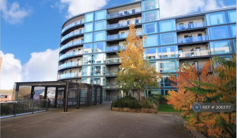 2 bedroom flat in Navigation Building, Hayes, UB3 (2 bed) (#3063717)