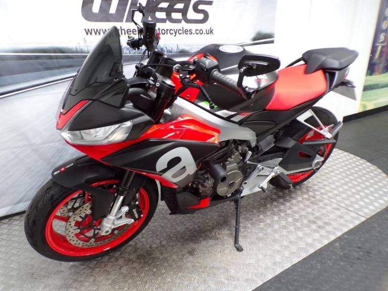 2021 APRILIA TUONO 660 WITH UNDER 7,000 MILES.