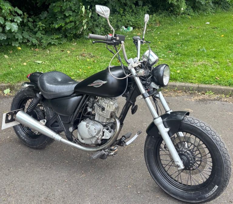 Suzuki marauder 125