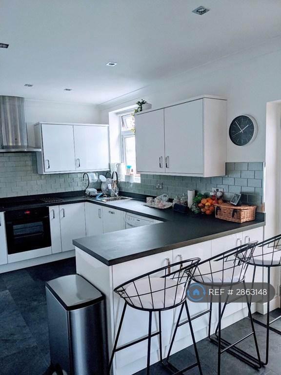 3 bedroom house in Dawley Green, South Ockendon, RM15 (3 bed) (#2863148)