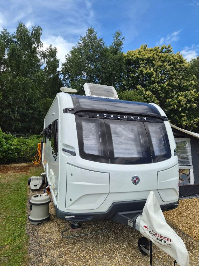 2021 coachman 575 vip 4 berth