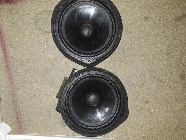 Crv mk3 2 speakers