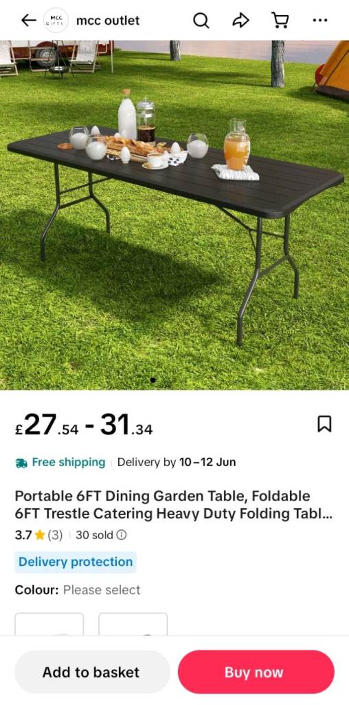 Picnic table 