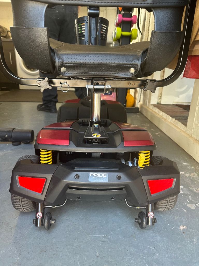 Mint Condition GoGo Endurance Mobility Scooter 