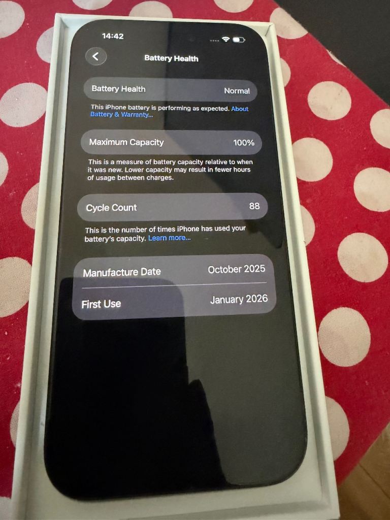 IPHONE 15 pro 128GB 100% BATTERY HEALTH