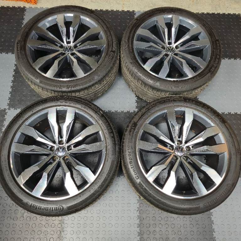 Genuine Volkswagen Touareg Suzuka 21" Alloy Wheels 760601025D