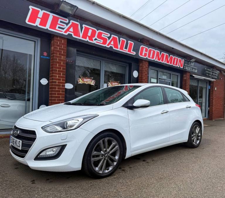 2016 16 HYUNDAI I30 1.6 CRDI BLUE DRIVE PREMIUM HATCHBACK 5DR DIESEL MANUAL EURO