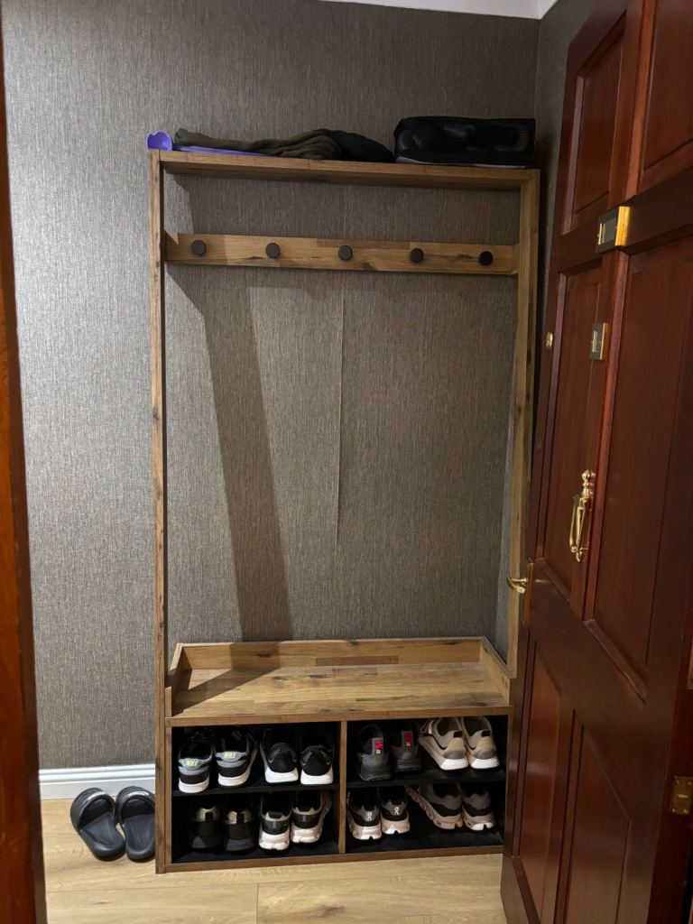  Bronx Oak Effect Hallway Stand