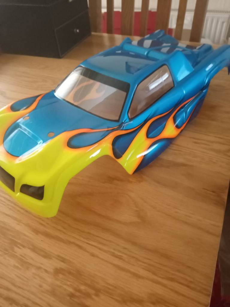Pre-painted RC truck body shell 