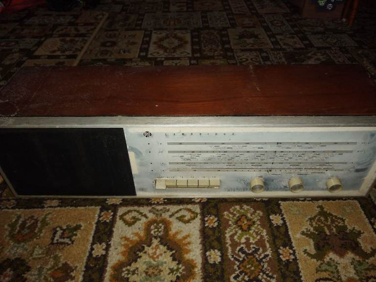 Vintage PYE multiband Valve Radio