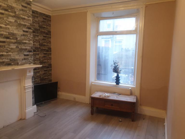 4 BED ROOM HOUSE FOR RENT