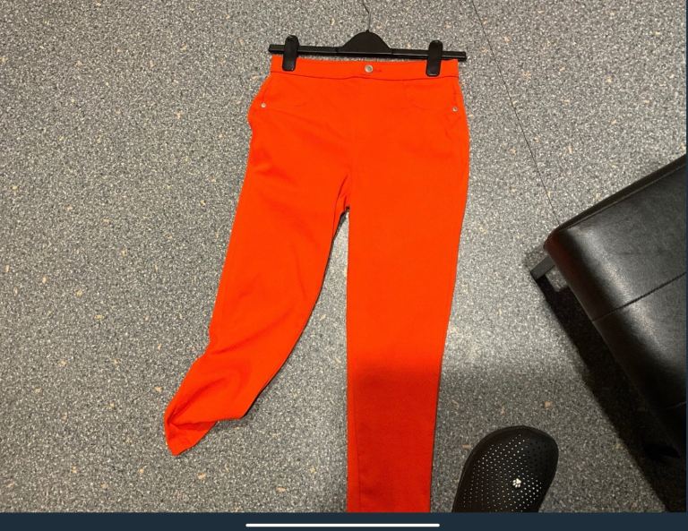 2 x size 8 slim fit jeans. BRAND NEW BUNDLE thanks 🙏 In IMMACULATE CLEAN CONDITION.