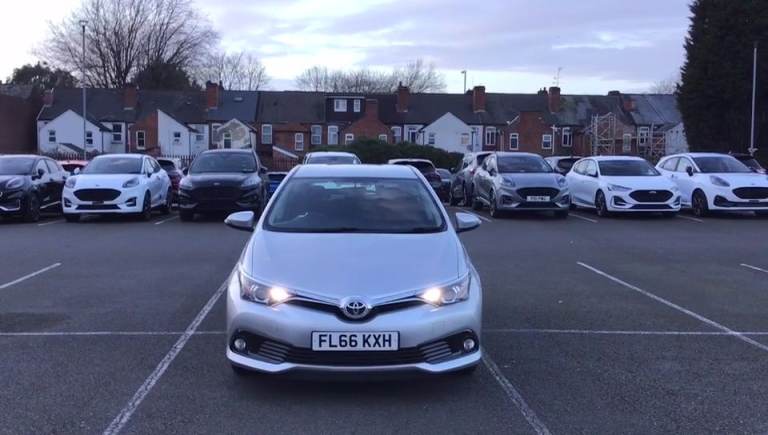 Toyota, AURIS, Hatchback, 2016, Manual, 1197 (cc), 5 doors