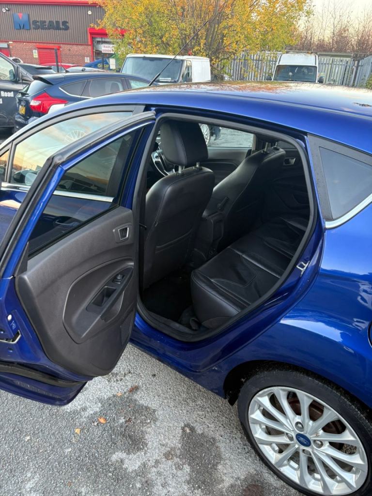 FORD FIESTA 1.0 T EcoBoost Titanium X 2015