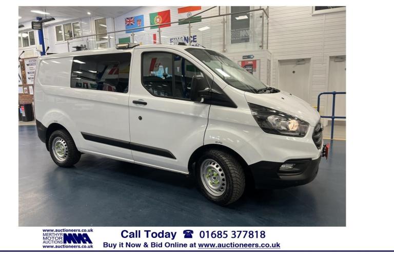 2020 Ford Transit Custom  320 L1 LEADER 2.0TDCI ECOBLUE 105PS SWB 6 SEAT CREW VAN (EURO 6).  PANE...