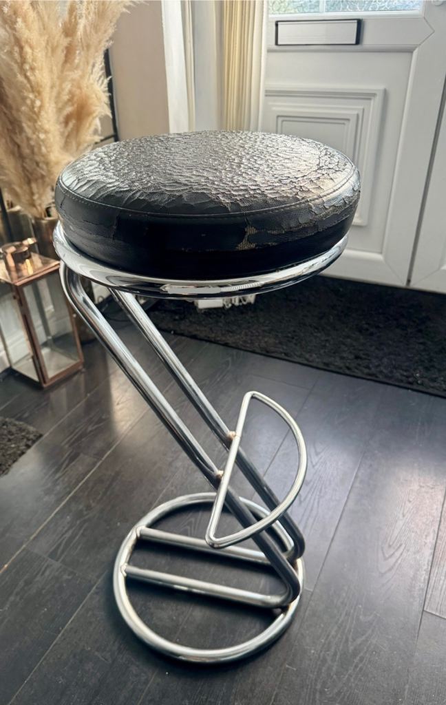 Bar Stool 
