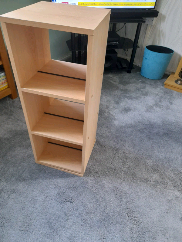 CD/DVD storage tower