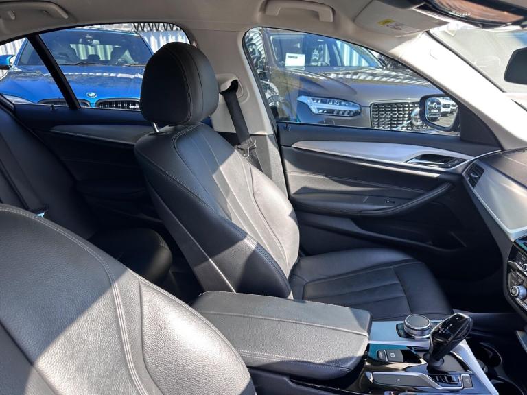 2019 BMW 5 Series 3.0 530d SE Auto xDrive Euro 6 (s/s) 4dr SALOON Diesel Automatic