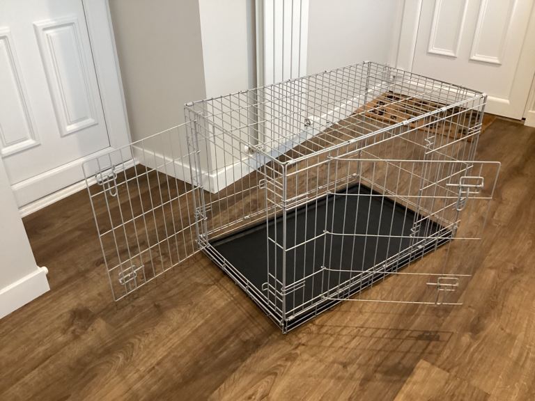 Dog crate medium 