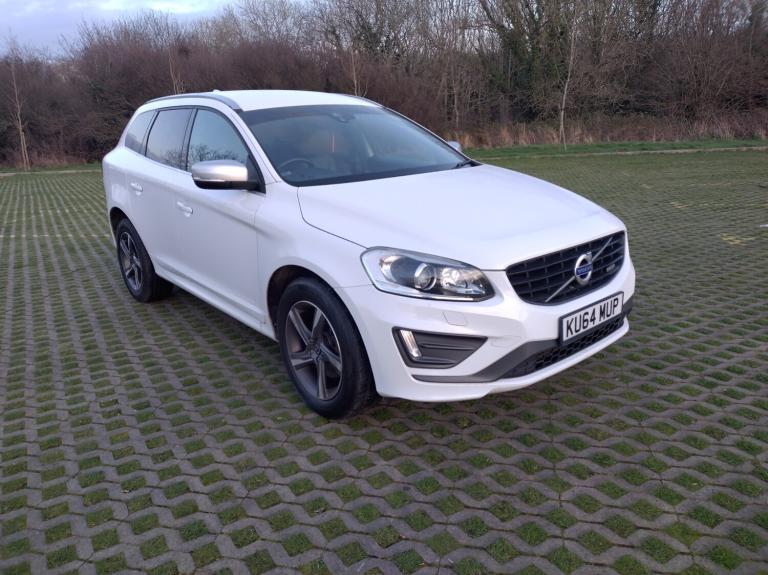 VOLVO XC60 D5 215 R-DESIGN LUX NAV AWD AUTOMATIC 2014 / 64 @ MCD CARS 