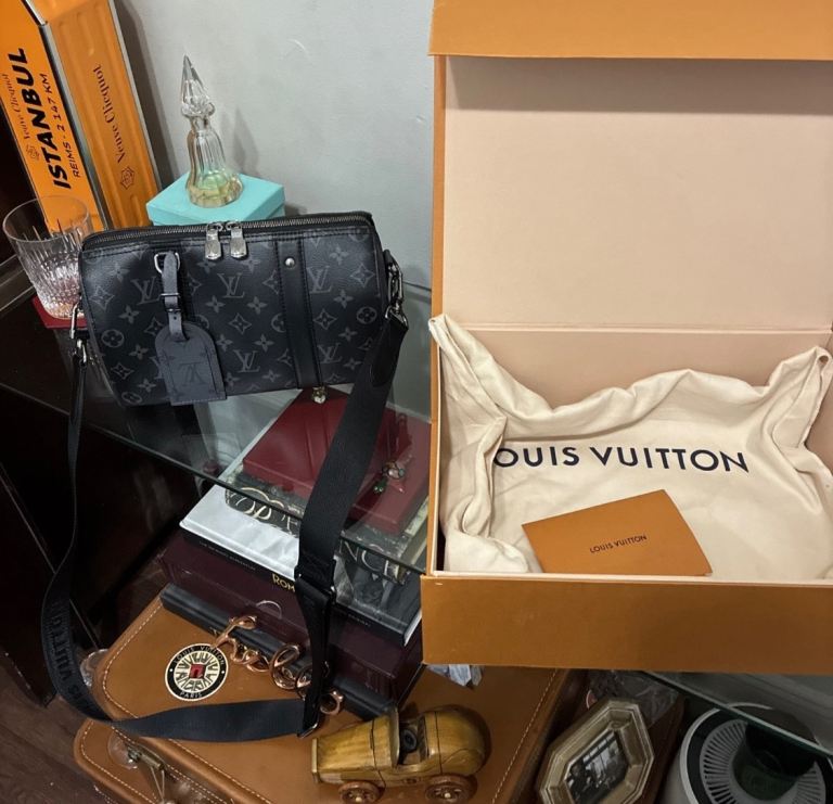 Louis Vuitton City Keepall Bag Uni-Sex Brand New Boxed 