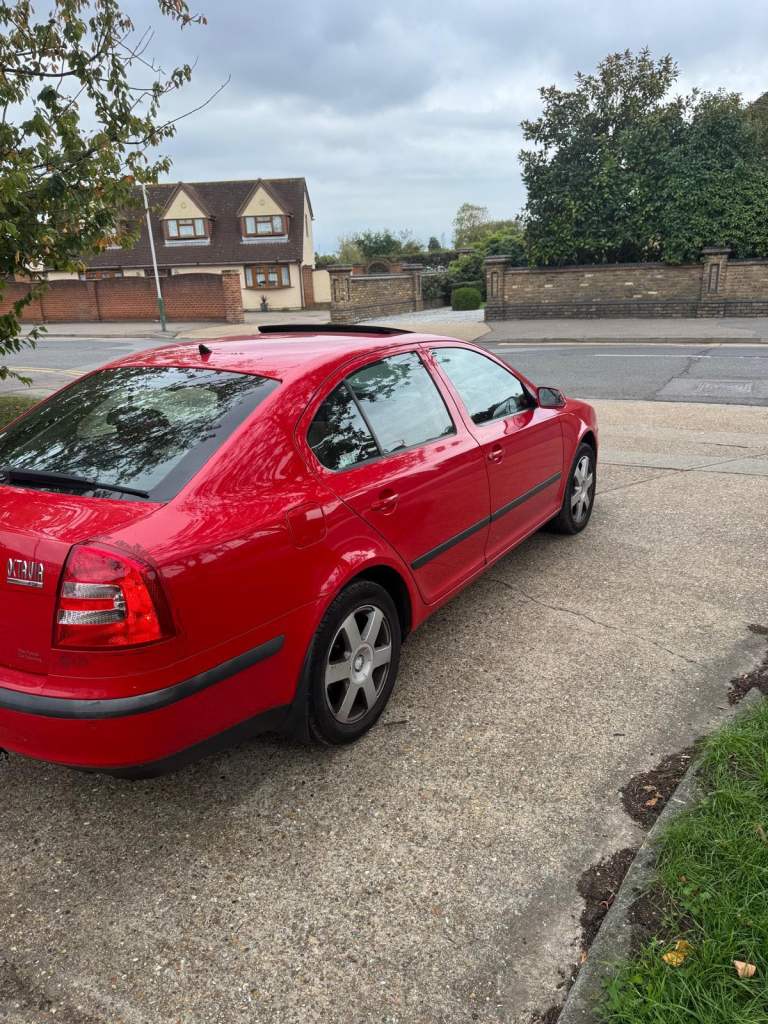 Skoda, OCTAVIA, Hatchback, 2007, Semi-Auto, 1598 (cc), 5 doors