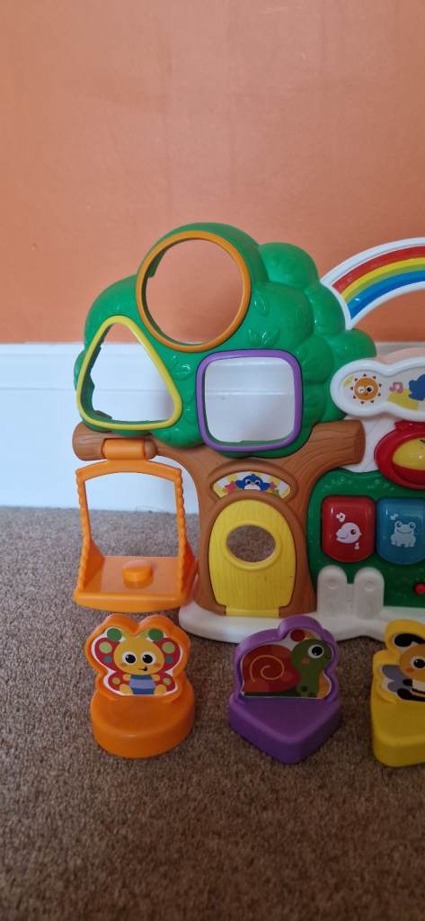 MUSICAL TREE HOUSE AND SHAPE SORTER. INCLUDES BATTERIES. EXCELLENT ...