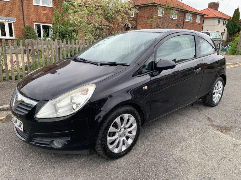 Vauxhall corsa, 1.2 { 1 YEARS MOT } excellent condition, ulez compliant 