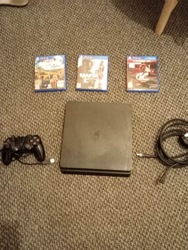 PlayStation 4 slim (500gb) 