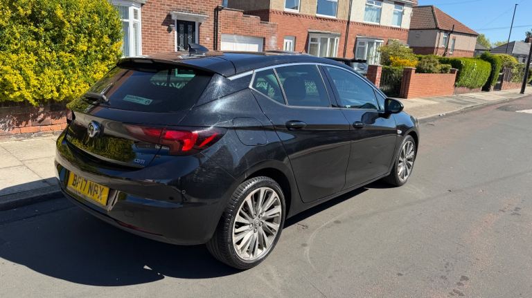2017 Vauxhall Astra low millage excellent condition 
