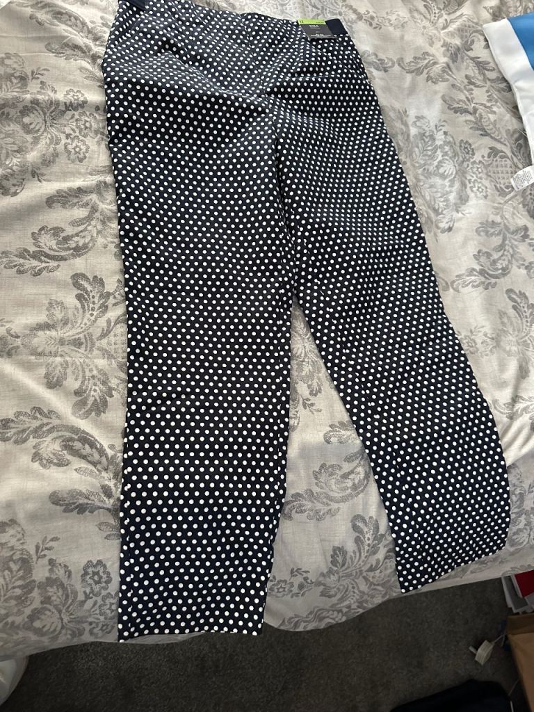 Spotty women’s trousers