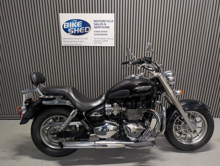 Triumph  America Bonneville 865 2015  Fuel injection 4 owners 11k miles 